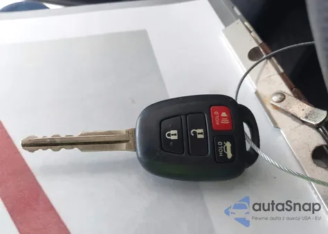 2018 Toyota Corolla Le из США, поврежденный, VIN 5YFBURHE6JP831964